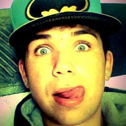 Heey Jeente'. Me Shamoo Maaick tenho' 17 Anos

Cabelos Castanho Claro , Olhos verdes , Pele parda'
e é isso ae 
rsrs
Qualquer Duvidas' Só Perguntarem rsrs