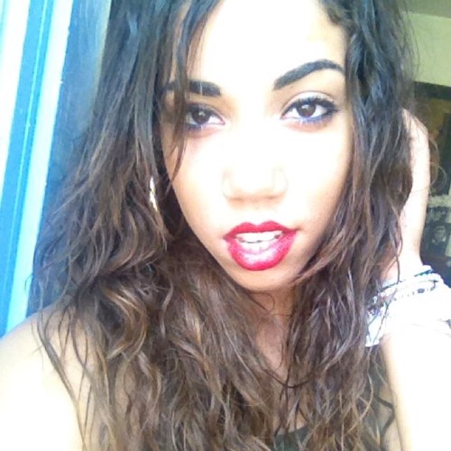 First off Im a queen I love music I love dance i love poetry And i sing. And ummmmm im super goofy!! follow me!!!!❤