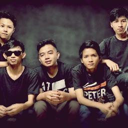 PopPunk | CP:08562232029 (chupenx)
Members : @omeshBASTIAN @GagaBloodyice @dudyprnt @rikibloody_ice
 | https://t.co/Vv8oHQAj3M (OFFICIAL)