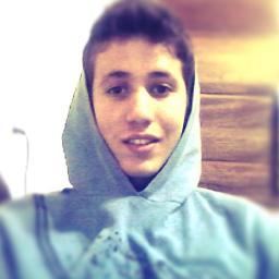 '-'    http://t.co/i94uYwSLOA 
fotos:http://t.co/fUhJArYpWd
     Fallow-me