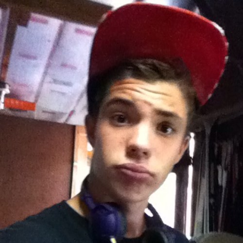 UnkownnPysch's profile picture. 