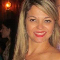 Trabalho com moda sou modelo fotográfico e adoro viajar