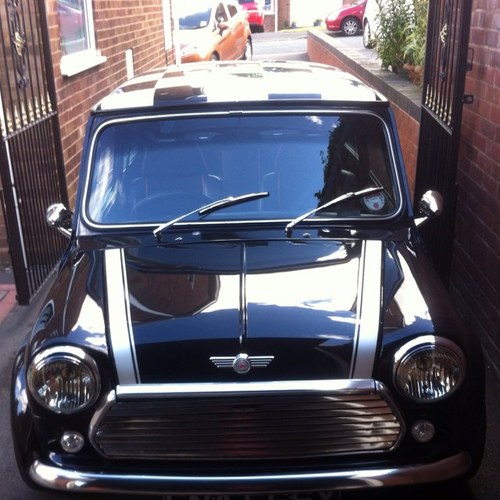 MickyJohn05's profile picture. 