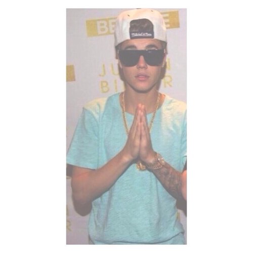 free follow follow @mybbyliam pls