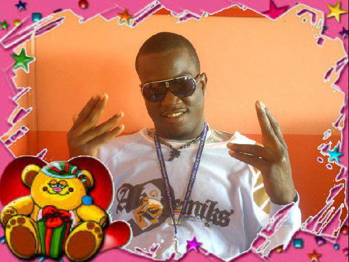 Follow me and ill follow you just get to know me I'm real nice