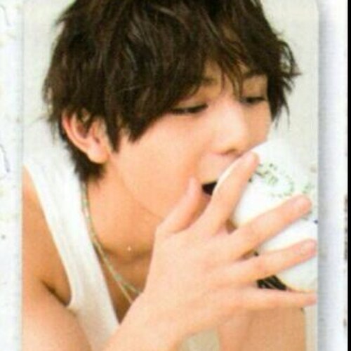 JUMPの山田くんと裕翔くんのわちゃわちゃぶりが大好き。ほかには、Jr.の岸くん、颯くん、V6、なにわ、関西ほか。おもにJUMPと山田くんのがんばり具合を現場重視でツイートしていきますー。
