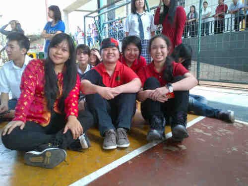 debybott's profile picture. Music describe what words can't.