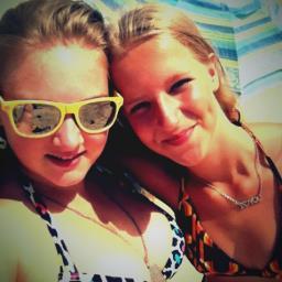 16Y , blond , tijgerprint , 26'2'13♡ altijd honger , break the rules! ,love sushi ♡  liefde voor zusje @xhartjechantal_