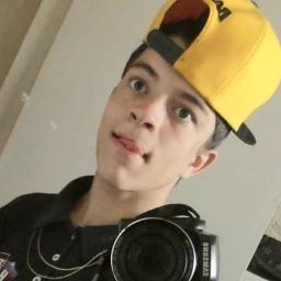 sou quem sou suas palavras nao me mudaram