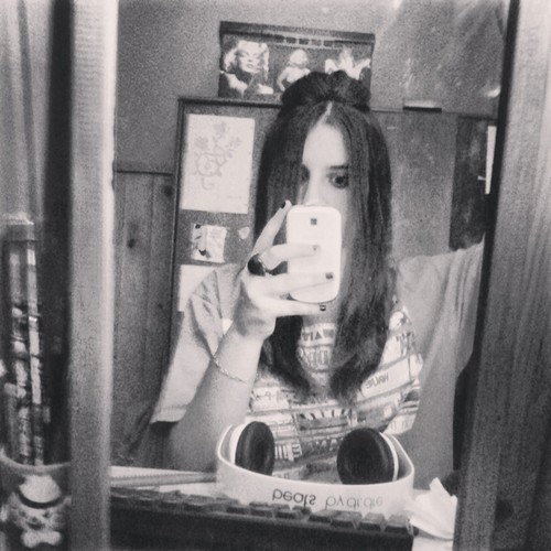 Soy belieber, asi que por eso no me juzges,porque no sabes nada de mi! ;)
