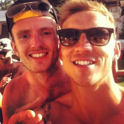 corbay1's profile picture. Spend most my life 200ft in the air! Living the high life, full time comedian, part time lineman professional cock and ball drawer