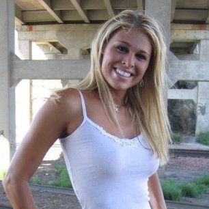 I love exclusive sessions for intimity, Create a free account and search for Lena.