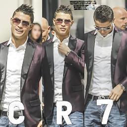 yo soy best jugador of club futbol. yo soy king of futbol halla madrista