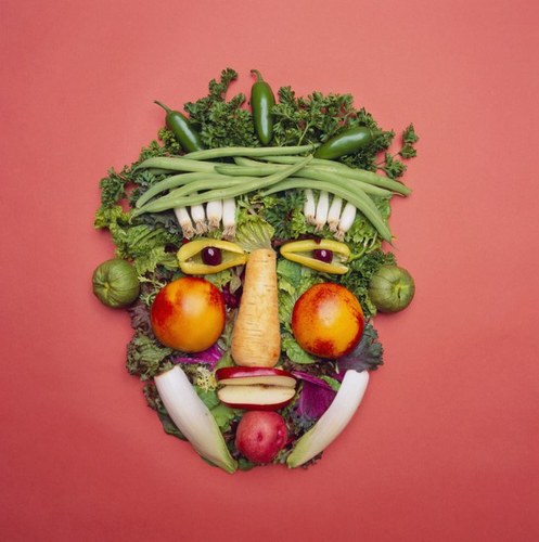 QueenFoody's profile picture. A lover of ALL food - I'll try almost anything once and prefer picking out the healthier options... Sometimes! :)