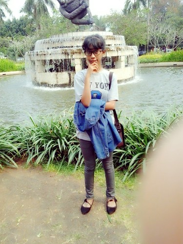 aku sayang sama papah'n'alm. mamah ku :-* luvyu mam*n*dad