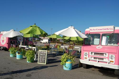 Serving the Best Hawaiian Shaved Ice in town!! Book your event with us today. 706-573-7955