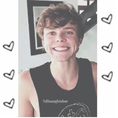 ✿ ash·ton ir·win / ashtən ərwin // [noun] : the reason for my happiness ✿