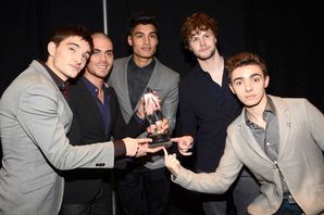 I love Marisa more than all these mofo's. 
 The Wanted ♥ One Direction ♥ Justin Bieber ♥ Mcfly ♥ Lawson ♥ The Vamps ♥