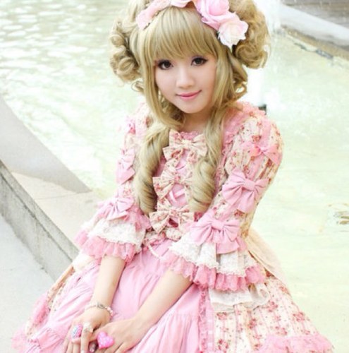 Alizialave's profile picture. 