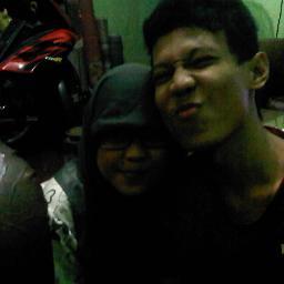 Kau bagai boneka yang selalu ku sayang-sayang
Mana tegaku menyakiti perasaanmu dalam hati @sitiihjar 07 {}