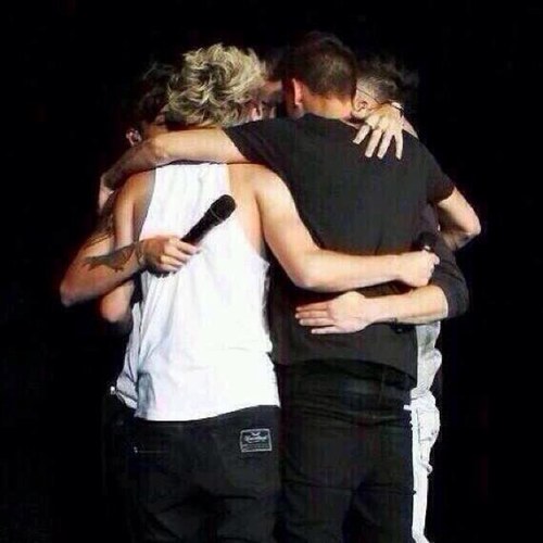 ∞ One Direction taught me that all these Little Things are What Makes You Beautiful.∞ |Belieber | Directioner|sheeranators| follow me and ill follow back❤