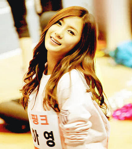[V] @ZingRoleplayer • ©1996 • 오하영 Maknae of 에이핑크 • Roleplayer of @apinkohy • KFCRoleplayers--CUBEFams--ZiNG