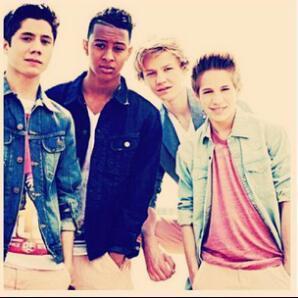 Always a mainiacc.
Follow me and i follow you.