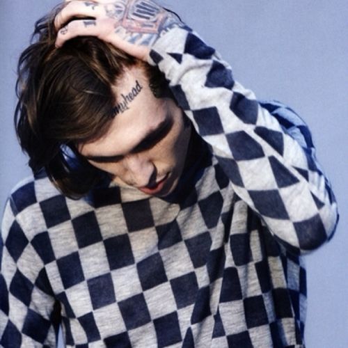 I know why the caged bird sings, also know what got his tongue ripped out. recently paroled Gomez sibling. Were. Who are we kidding, my reps legendary 18+ RP