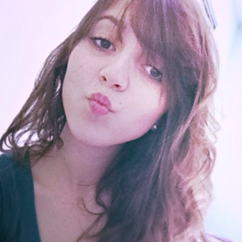 Trabalhar, estudar, servir, viver ... Brindar !!!                   Instagram: @mayrasena.   Wechat: ID. Mayrasena