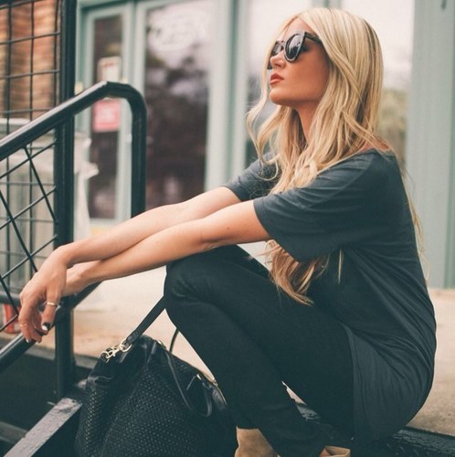 BleachBlondeSas's profile picture. Damn.