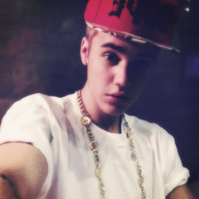 ItsFakerFalse's profile picture. single