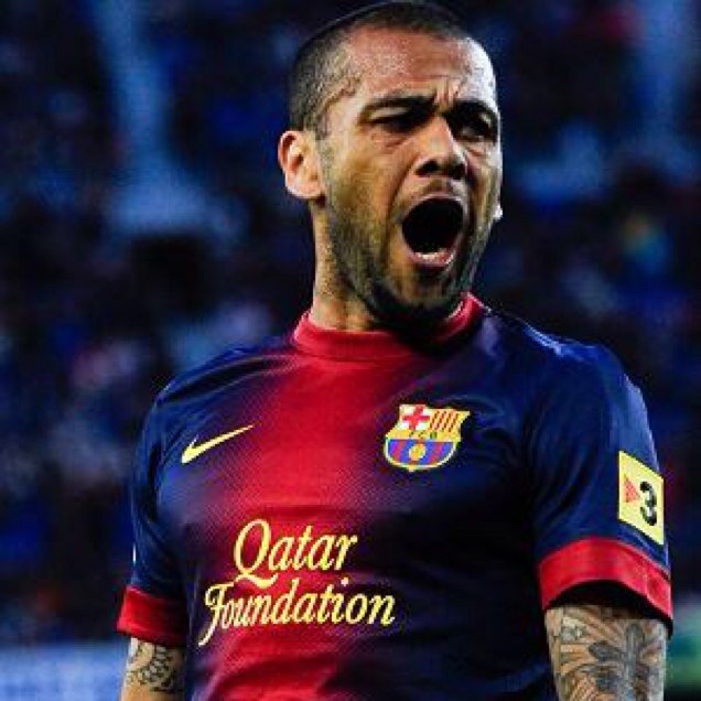 Het echte Nederlandse Dani Alves account/Beste rechtsback van de wereld/Leuke feitjes en weetjes over Dani Alves