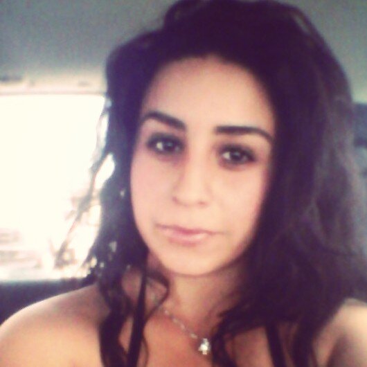 #TeamUgly  Follow my sexy ass Twife; @Navayda_Rello ♥