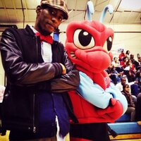 The Dj With A BOWTIE (@mrdjovaflow) 's Twitter Profile