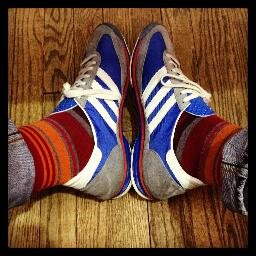 Techno lovin', football, and rugby fanatic. Collect bow ties and casino chips...