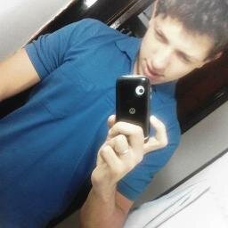 insta segue, sigo de volta : @luucashenrii 
face : https://t.co/wPxweZk1Mw