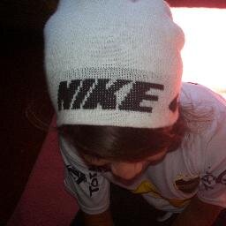 I'm the lady you love harry styles i okay if you do not like Morite