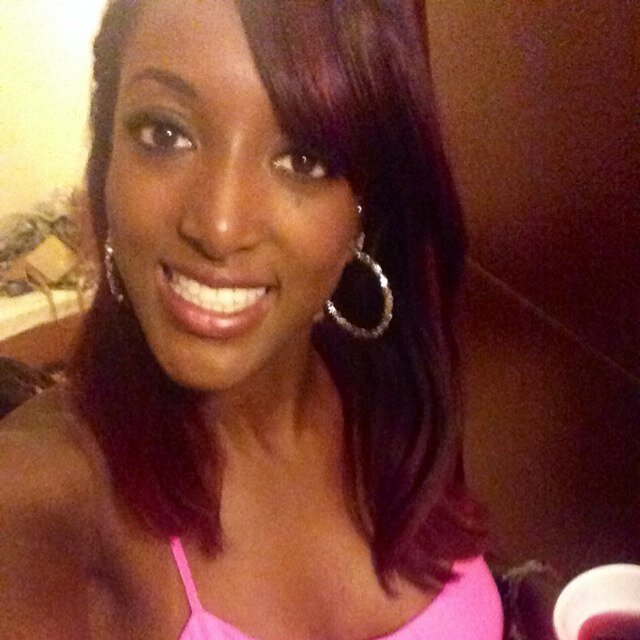 CarissaAlex90's profile picture. 