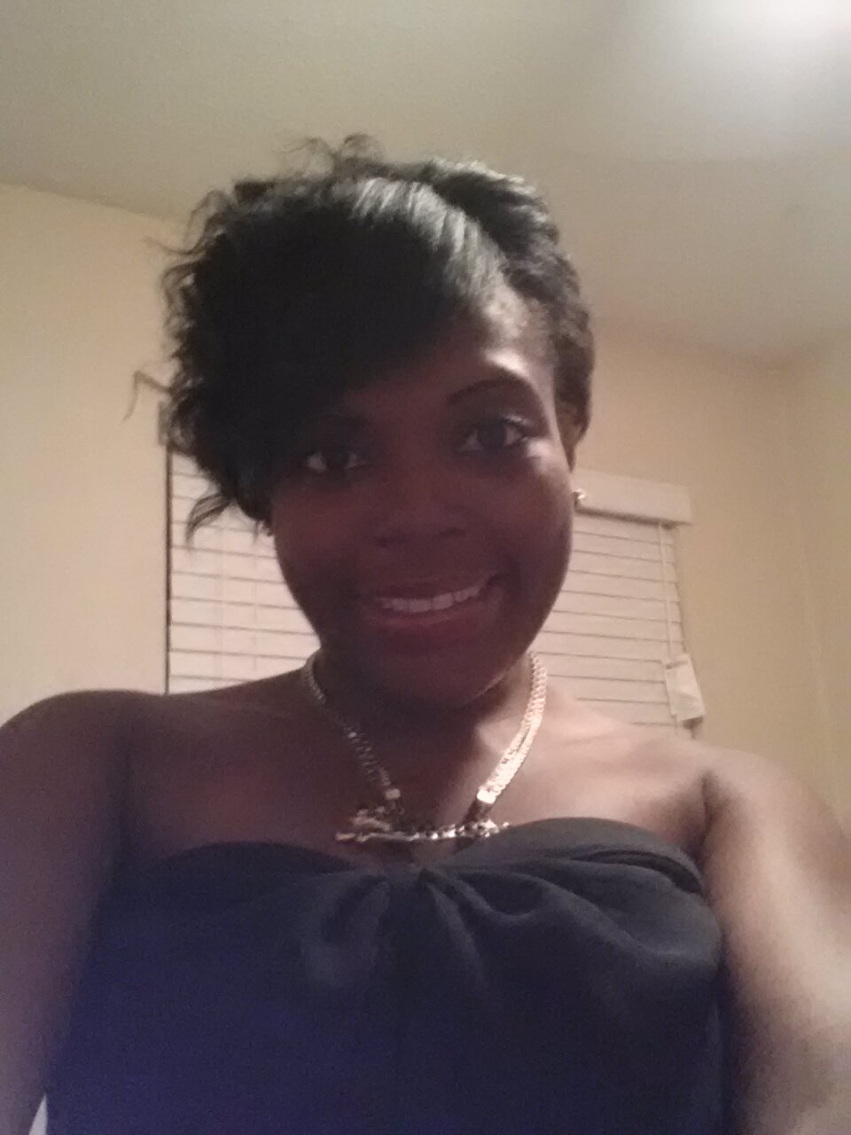 umm im just me... plain &nd simple if u dont know me then u wouldnt understand