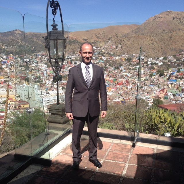 EnriqueLCastro's profile picture. Twitter personal