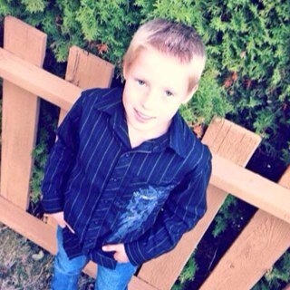 hey I'm Tyler instagram: @tylerp124         lost? Follow me