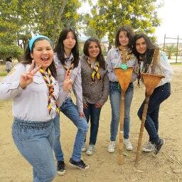 Tricahues's profile picture. Mis niñas, sigan igual de unidas como lo han sido siempre. Sigan así y llegarán lejos... Con amor, su ex guía de patrulla: Fran. Una vez guía, siempre guía...