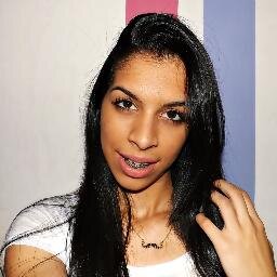-Eu esperei de mais de alguém que não tinha nada a me oferecer. Foi por isso que mais uma vez, me decepcionei