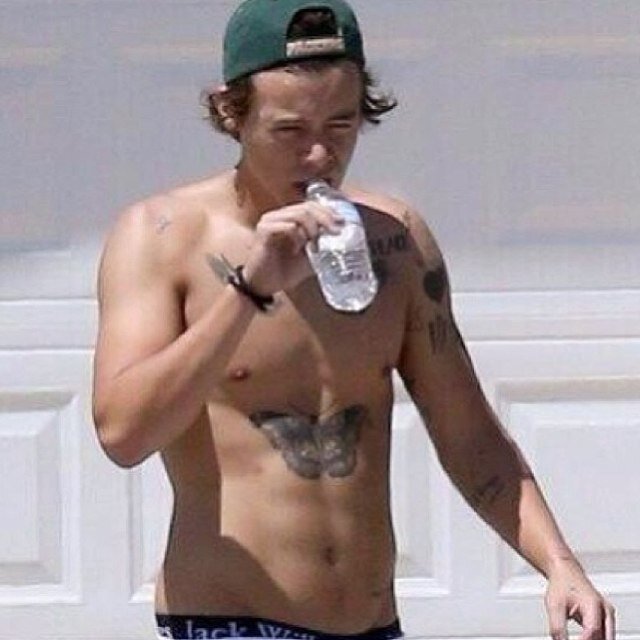 1_d_worldupdate's profile picture. Tmh 05-08-2013 ❤