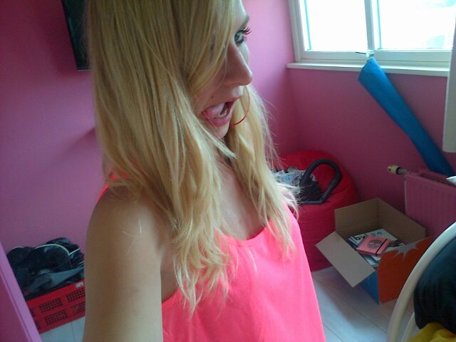 ♥Ik hou gewoon zoveel van je♥ Ik mis je gewoon zoveel ♥ Ik kan met jouw zoveel meer genieten van mijn leven ♥ Ik kan met jouw zoveel leuke tijden hebben ♥Love ♥