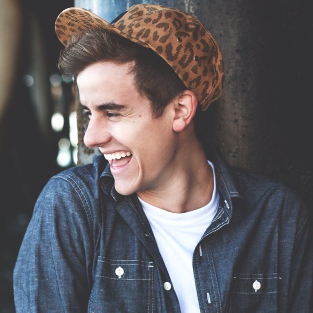 16| Basically, I watch YouTube videos | Jc Caylen followed 6/6/13 | Love O2L | BVB, SWS, PTV, 1D
