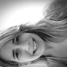 Quem se descreve se limita (Y) ;)