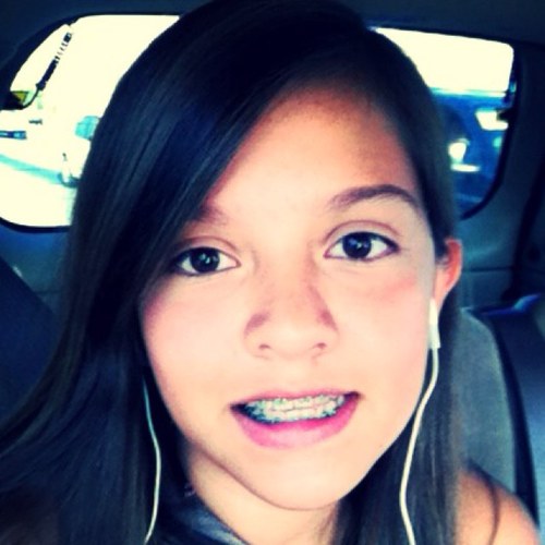 Directioner I follow back Im not good at bios
