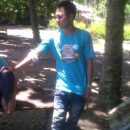 hidup harus realistis