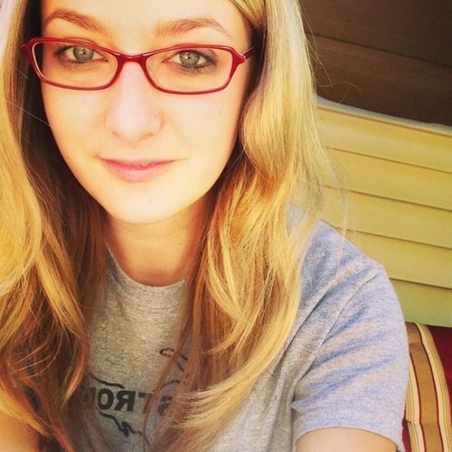 Angela. 29.  MQT, MI. DMB and |-/ for life ❤️